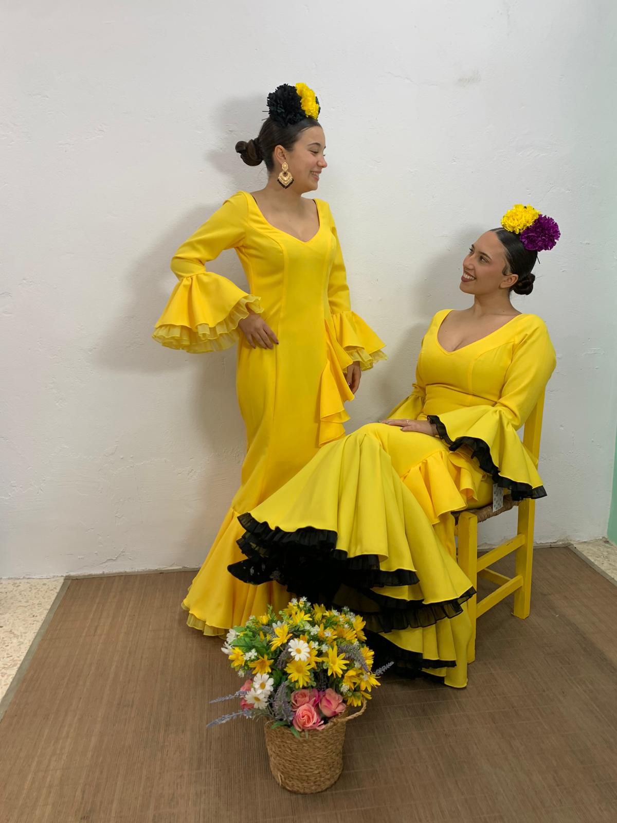VESTIDO CASCADA AMARILLO TULL AMARILLO Y TULL NEGRO - Imagen 9