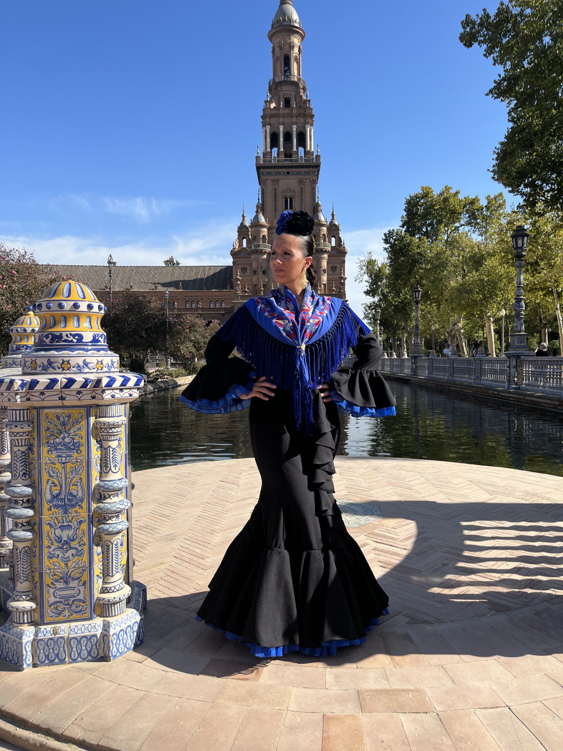 VESTIDO CASCADA NEGRO