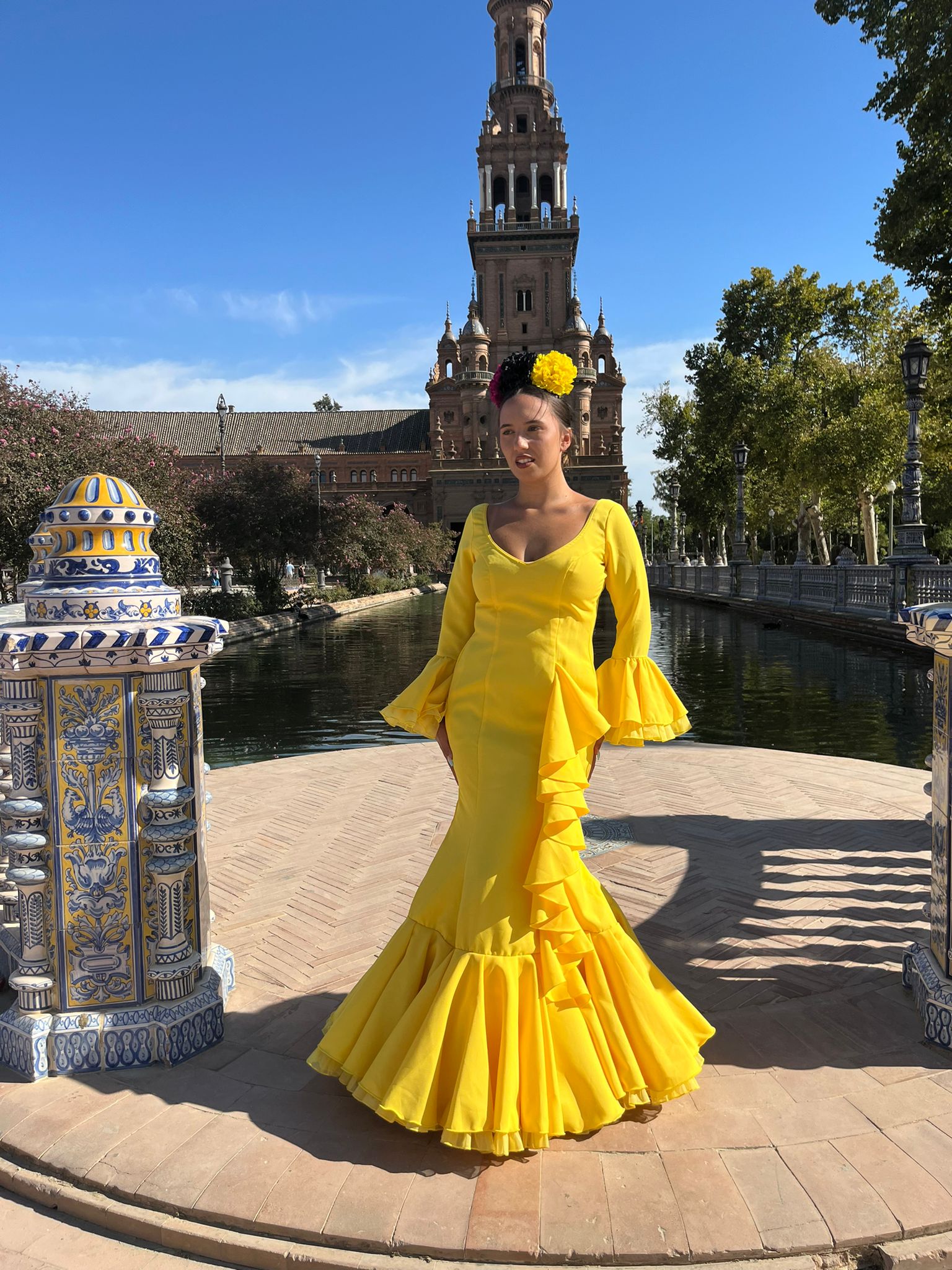 VESTIDO CASCADA AMARILLO TULL AMARILLO Y TULL NEGRO - Imagen 3