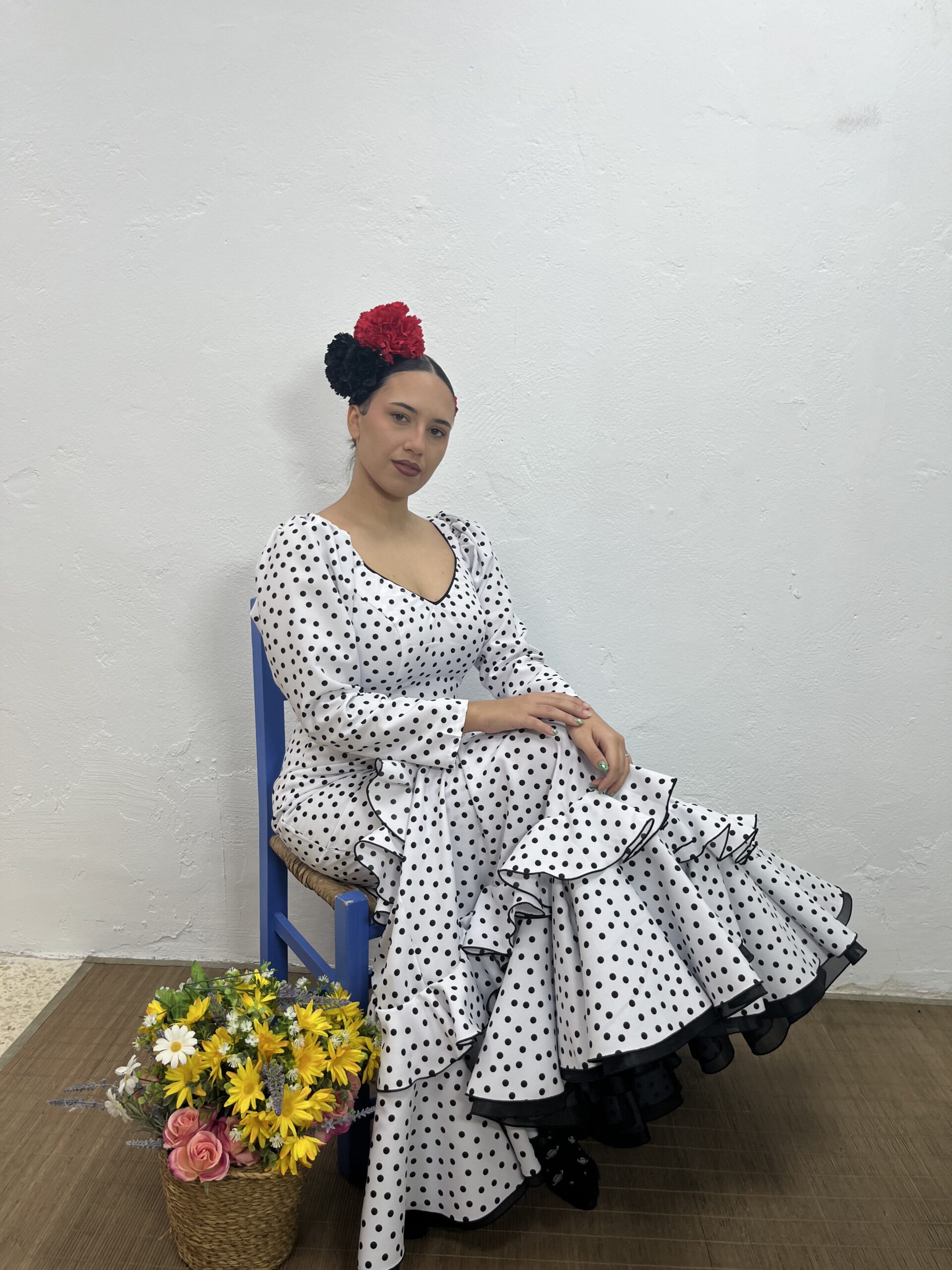 VESTIDO BLANCO NUCLEAR LISO Y CON LUNAR - Imagen 5