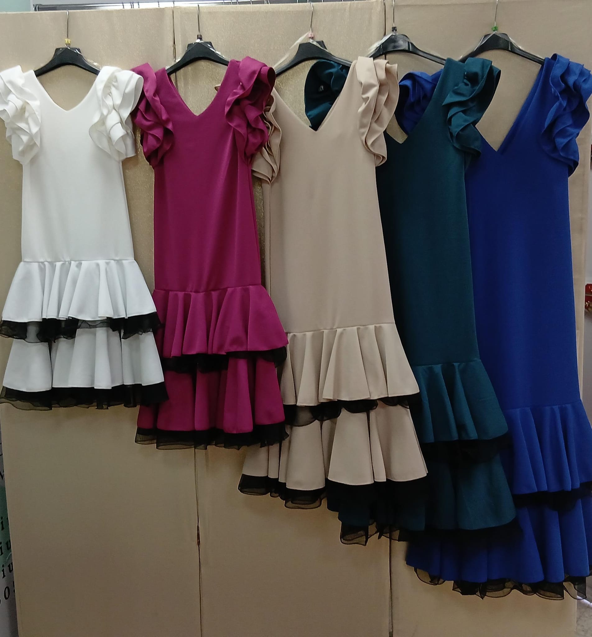 VESTIDO NIÑAS VOLANTES CON CANCÁN