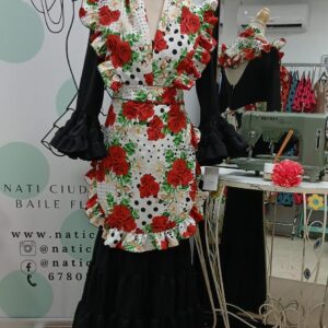 MANDIL + PICO BLANCO CON ESTAMPADO FLORAL